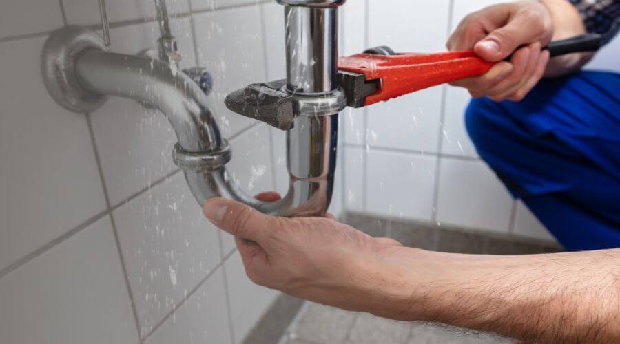 Local water heater installation in West, TX